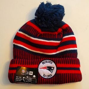 NEW ERA NFL beanie hat